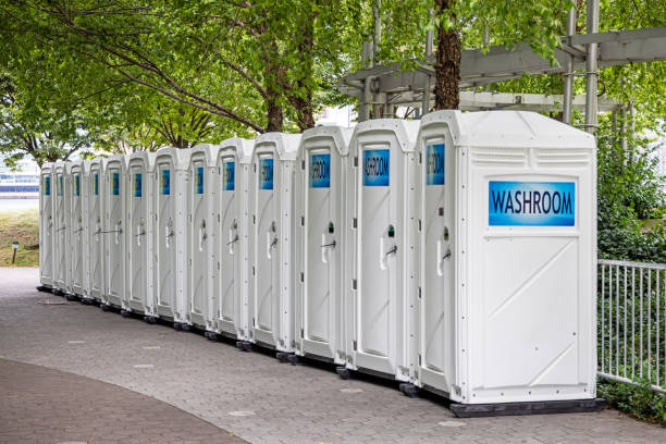 Best Portable restroom solutions  in Newark, IL